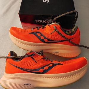 Saucony Guide 15 size 8 women